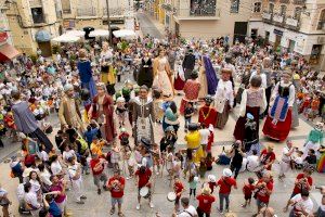 Monóvar espera acoger este sábado a más de 3000 personas en la VII Trobada de Nanos i Gegants