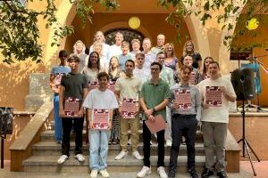 El Ayuntamiento de la Vall d'Uixó reconoce al alumnado excelente del curso 2023-2024