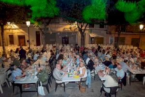 Alboraia celebra la Nit Estellés amb un sopar i el concert de Pau Alabajos