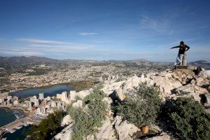 Calp lanza una campaña para fomentar un turismo responsable y sostenible