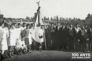 El Valencia CF homenajeará los 100 años de la bendición de la primera bandera valencianista y el centenario del primer himno del Club