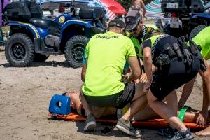 La sección de playas de la Policía Local de Sagunto realiza casi 3.400 servicios a lo largo del verano