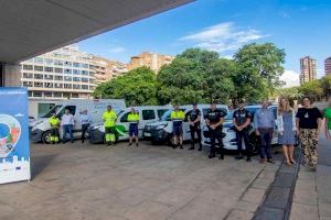 Benidorm expone una representación de la flota municipal de vehículos eléctricos y reafirma su apuesta por la movilidad sostenible