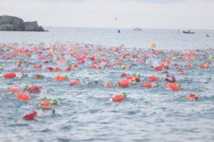 Éxito en la la X Edición de la Vuelta a Nado al Peñón de Ifach