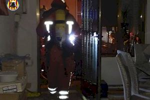 Mueren dos gatos en un incendio en Tavernes de la Valldigna