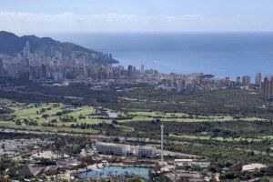 Benidorm competirá con otras seis ciudades europeas por un prestigioso galardón turístico: "Es un tremendo éxito"