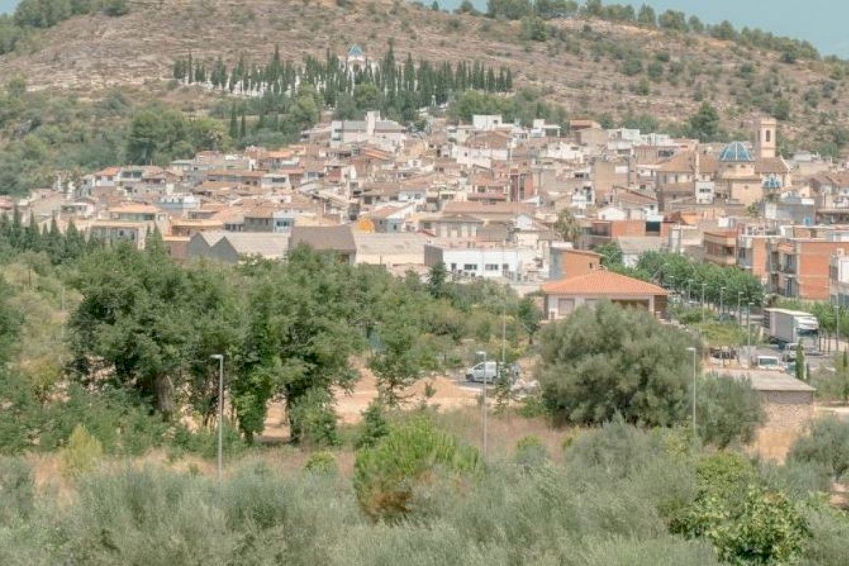 Descubren un congelador natural en un pueblo de Castellón: estar a menos de 20 ºC en verano por las noches y cerca de la costa es posible