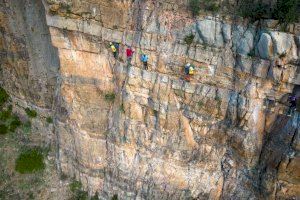 Un macizo imponente que promete fuertes emociones: la gigantesca roca que puedes escalar en la Vall d'Uixó