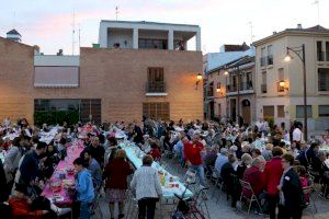 Vuelve el “Sopar Associatiu” a Quart de Poblet, que cuenta con más de 150 asociaciones activas