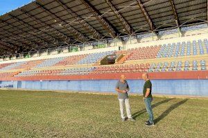 Nova ressembra al terreny de joc de l’estadi Luis Suñer