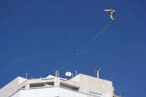 El Retorn a la Ciutat a Castelló encara la recta final després d'un dissabte d'arts circenses, comèdia, funambulisme, música i acrobàcies