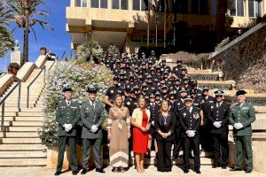 Benicàssim celebra con honores el L Aniversario de la Policía Local en su último día de fiestas patronales