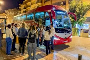 Ballester atiende a los estudiantes y refuerza el servicio de autobús a los centros educativos de Castellón