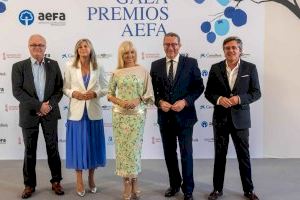 La Asociación de la Empresa Familiar de la Provincia de Alicante entrega en el Centro Cultural de Benidorm sus premios anuales