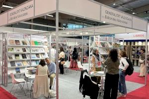 La Generalitat apoya a la industria editorial valenciana en la feria internacional del libro LIBER’24