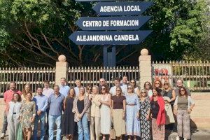 El Centro de Formación de Impulsalicante adopta el nombre de Alejandrina Candela, fundadora de la Horchatería Azul