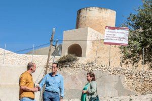 El Ayuntamiento de Elda abre un nuevo periodo de visitas guiadas y concertadas al Castillo-Palacio  durante el último trimestre del año