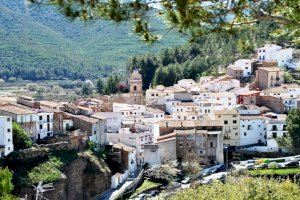 Un pueblo de Castellón celebra una curiosa fiesta: descubre la tradicional y divertida festividad del Sacacubos