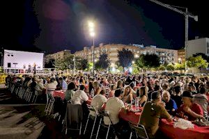 Éxito rotundo del “Sopar Associatiu” de Quart de Poblet en el que han participado 400 personas de 150 asociaciones