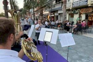 La Banda Municipal de Castelló torna a tres cèntriques places amb el seu exitós Gastrobanda