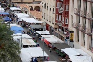 Sagunto abren con normalidad sus mercados el 9 de Octubre