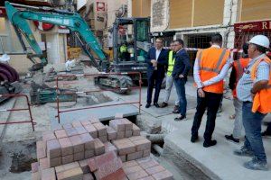 Benidorm encara la recta final de las obras de renovación de las redes de agua potable y alcantarillado de la calle Pérez Martorell