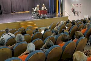 El Ayuntamiento de Benetússer organiza una asamblea de mayores para informar de las novedades en la programación de talleres