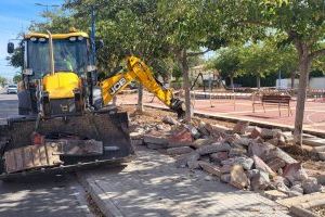 Burriana millora l'accessibilitat de la Plaça de la Diputació