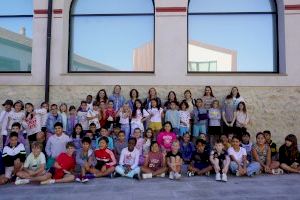 Centenars d’alumnes de primària realitzen visites didàctiques i tallers al Museu del Tèxtil d'Ontinyent