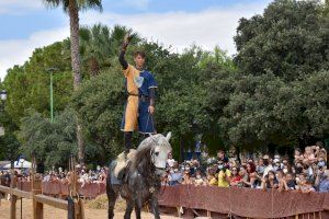 La Pobla de Vallbona acoge el mayor mercado medieval de la provincia con 150 espectáculos gratis y la I Entrada de Moros y Cristianos