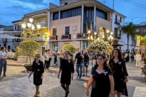 Olocau vive con emoción el Día de la Virgen del Rosario