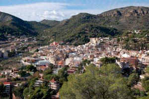 Serra s'alça com la joia de la corona de la Comunitat Valenciana: declarat el poble més bonic