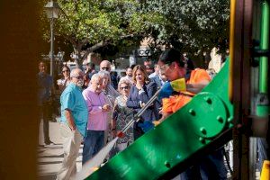 La alcaldesa de València anuncia 350.000 euros para la brigada de desinfección de los parques infantiles de la ciudad