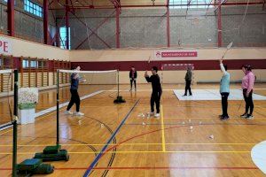 Aspe impulsa el bádminton inclusivo con un acuerdo de colaboración con el Club Bádminton Aspe