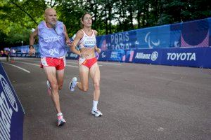 Las maratonianas paralímpicas Elena Congost y Carmen Paredes estarán en la Benidorm Half 2024