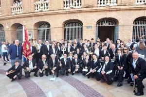 La Banda Sinfónica "La Artística de Chiva" acompaña al torero de Chiva, Enrique Pone, en su despedida en Valencia de los ruedos de España