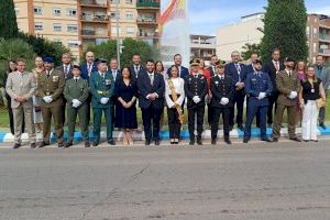 Nules conmemora el día de la Fiesta Nacional con la izada de la bandera de España