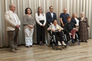 Amparo Baixauli Chornet y la Junta Local de la AECC, galardonadas en la IX Edición de los Premios Octavià.