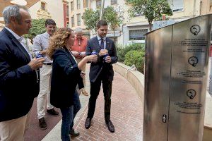 Gandia posa en funcionament la primera font pública d'aigua refrigerada i filtrada en la plaça rei Jaume I