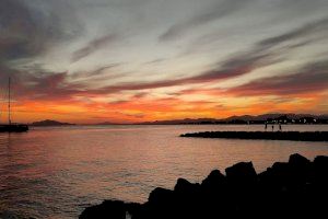 Imagen del atardecer desde Santa Pola