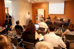 Camarero y Mompó inauguran la Jornada de Periodismo de Proximidad 2024 en Valencia: Inteligencia Artificial y Sinergias en Medios Digitales