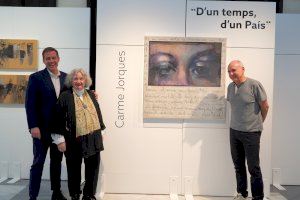 La xativina Carme Jorques inaugura a la Casa de Cultura l’exposició «D’un temps, d’un país»