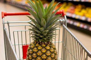 Ligar con una piña en el supermercado, ¿en qué ha quedado la moda viral?