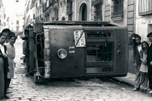 El Rector Peset mostra les fotografies de Vidal Corella sobre la Revolució d’Octubre de 1934 a València