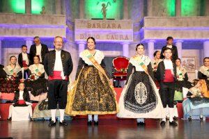 Bárbara y Laura, nuevas madrinas de la Gaiata 8 'Portal de l'Om'