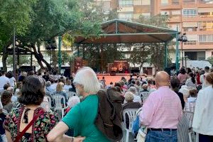 Talleres infantiles, conciertos y sorteos dinamizan con éxito el comercio local en la cuarta edición del ‘Benalúa Fest’