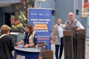 Alicante instala nuevos dispositivos en los mercadillos para facilitar a los comerciantes la separación de residuos