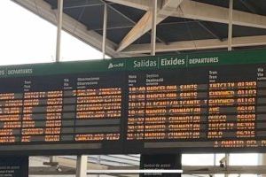 Miles de afectados por el caos ferroviario Madrid-Valencia: Así podrán reclamar