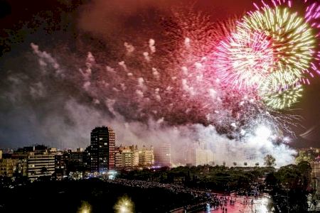 Benestar Social proposa al Ple continuar i millorar el conveni de col·laboració amb À Punt per a la cobertura televisiva de les Falles