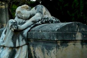 Visitas guiadas por el cementerio y rutas del Misterio por Tots Sants en Alcoy